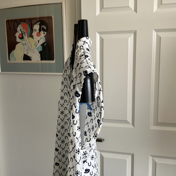 Vintage Audrey 3+1 XL sleeveless black & white  cowboy hats guns horsesho… - Picture 5 of 7